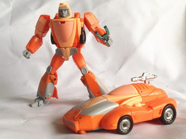 New Images Of X Transbots Ollie Show Final Version Of Figure With Slingshot  (5 of 6)